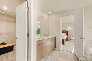 7913 39th Pl NE, Marysville, WA 98270 - Photo 14