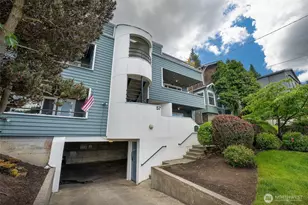 57 Etruria St, Seattle, WA 98109 - Photo 32