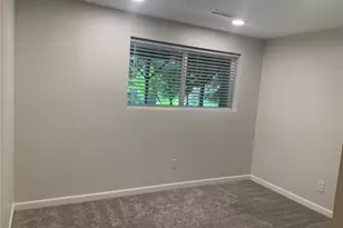 8210 171st Ave NE, Redmond, WA 98052 - Photo 32