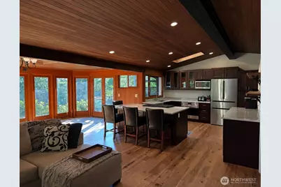 8210 171st Avenue NE, Redmond, WA 98052 - Photo 8
