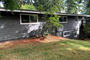 8210 171st Ave NE, Redmond, WA 98052 - Photo 6