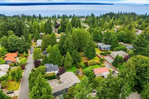 8703 191st Pl SW, Edmonds, WA 98026 - Photo 36