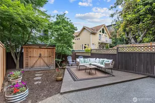 2511 Minor Ave E, Seattle, WA 98102 - Photo 32