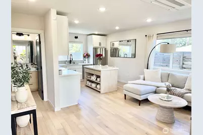 8449 18th Avenue SW, Seattle, WA 98106 - Photo 2