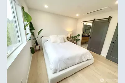 8449 18th Avenue SW, Seattle, WA 98106 - Photo 14