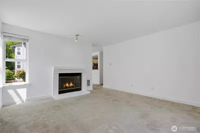 6700 NE 182nd St #C201, Kenmore, WA 98028 - Photo 8