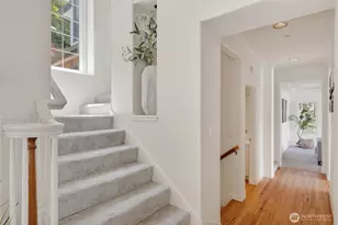 8762 Paisley Dr NE, Seattle, WA 98115 - Photo 16