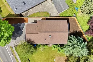 814 NE 185th St, Shoreline, WA 98155 - Photo 38