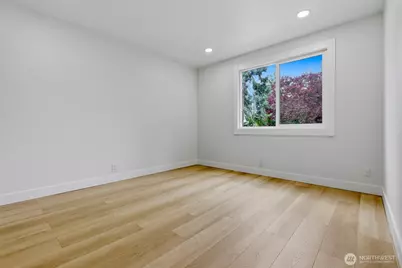 814 NE 185th Street, Shoreline, WA 98155 - Photo 24