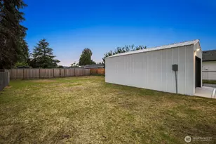 2105 D St SE, Auburn, WA 98002 - Photo 28