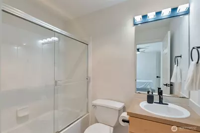 536 N 103rd #A, Seattle, WA 98133 - Photo 12