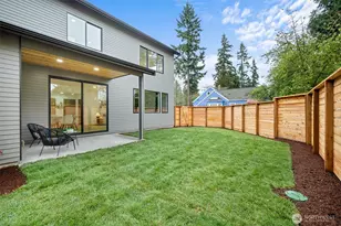 10733 17th Ave NE, Seattle, WA 98125 - Photo 18