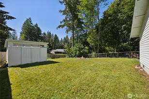 12301 401st St E, Eatonville, WA 98328 - Photo 28