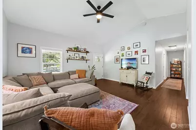 12301 401st Street E, Eatonville, WA 98328 - Photo 6