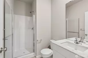 5518 S 328th St, Auburn, WA 98001 - Photo 4