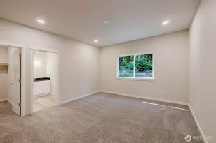 61 E Olyview Pl, Grapeview, WA 98546 - Photo 28