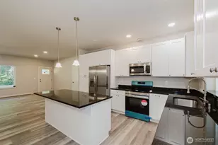 61 E Olyview Pl, Grapeview, WA 98546 - Photo 12