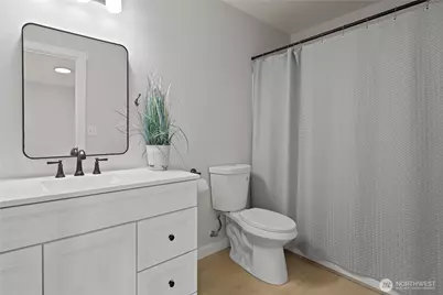 213 Bondgard Avenue E, Enumclaw, WA 98022 - Photo 32