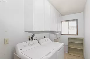 10009 NE Covington Rd, Vancouver, WA 98662 - Photo 30