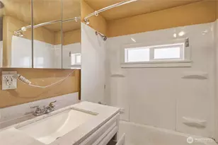 1522 Crescent St, Wenatchee, WA 98801 - Photo 12