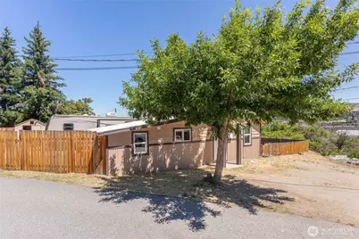 1522 Crescent St, Wenatchee, WA 98801 - Photo 24