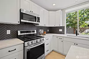 22512 SE 281st St, Maple Valley, WA 98038 - Photo 14