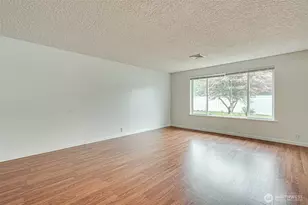 320 Fir Ave, Woodland, WA 98674 - Photo 12