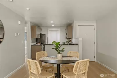 738 Kirkland Circle #E104, Kirkland, WA 98033 - Photo 10