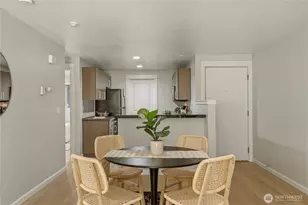 738 Kirkland Cir, Kirkland, WA 98033 - Photo 10