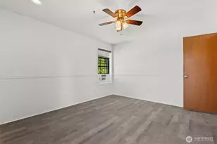 702 50th St SE, Auburn, WA 98092 - Photo 24