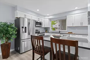 5730 14th Dr W, Everett, WA 98203 - Photo 8