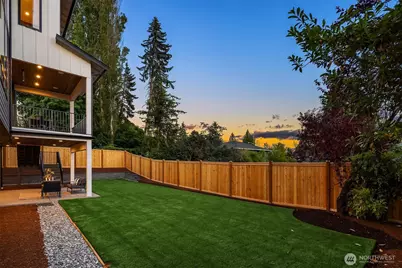 16039 NE 3rd Street, Bellevue, WA 98008 - Photo 38