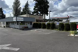 1831 Silverlake Road W, Everett, WA 98208 - Photo 2