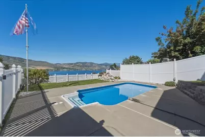 104 Orchard View Drive, Chelan, WA 98816 - Photo 32