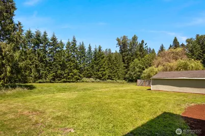 22272 NE Woodinville-Duvall Road, Woodinville, WA 98077 - Photo 36