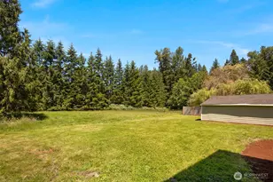 22272 NE Woodinville Duvall Rd, Woodinville, WA 98077 - Photo 36