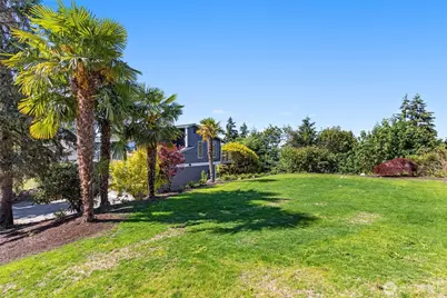 9100 Olympic View Drive, Edmonds, WA 98026 - Photo 28