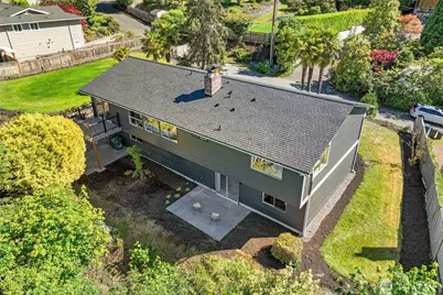 9100 Olympic View Drive, Edmonds, WA 98026 - Photo 32