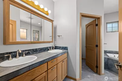706 S A Street, Roslyn, WA 98941 - Photo 34