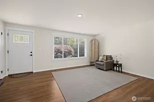 12647 177th Pl SE, Renton, WA 98059 - Photo 4