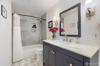 6332 NE 196th Street, Kenmore, WA 98028 - Photo 16