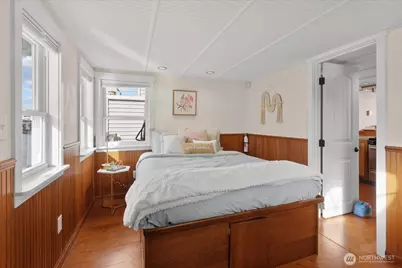 1900 Westlake Avenue N #B20, Seattle, WA 98109 - Photo 16