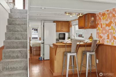 1900 Westlake Avenue N #B20, Seattle, WA 98109 - Photo 20