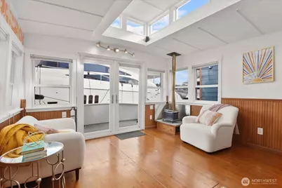 1900 Westlake Avenue N #B20, Seattle, WA 98109 - Photo 8