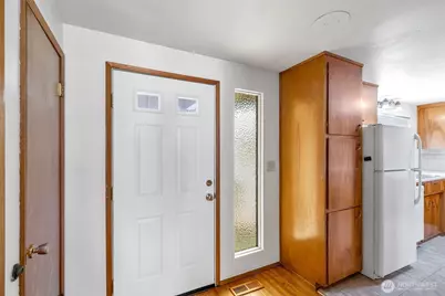 26845 15th Avenue S, Des Moines, WA 98198 - Photo 10