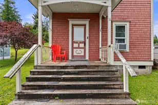 722 E Cowlitz St, South Bend, WA 98586 - Photo 2