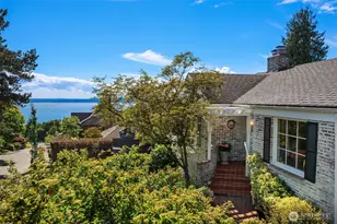 4206 W Glenmont Ln, Seattle, WA 98199 - Photo 1