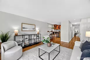 3039 61st Ave SW, Seattle, WA 98116 - Photo 8