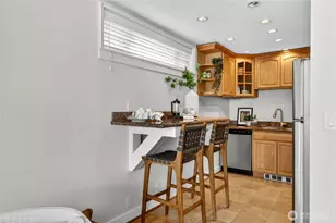 3039 61st Ave SW, Seattle, WA 98116 - Photo 10