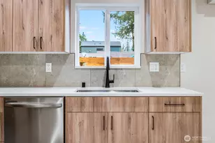 12531 25th Ave NE, Seattle, WA 98125 - Photo 10
